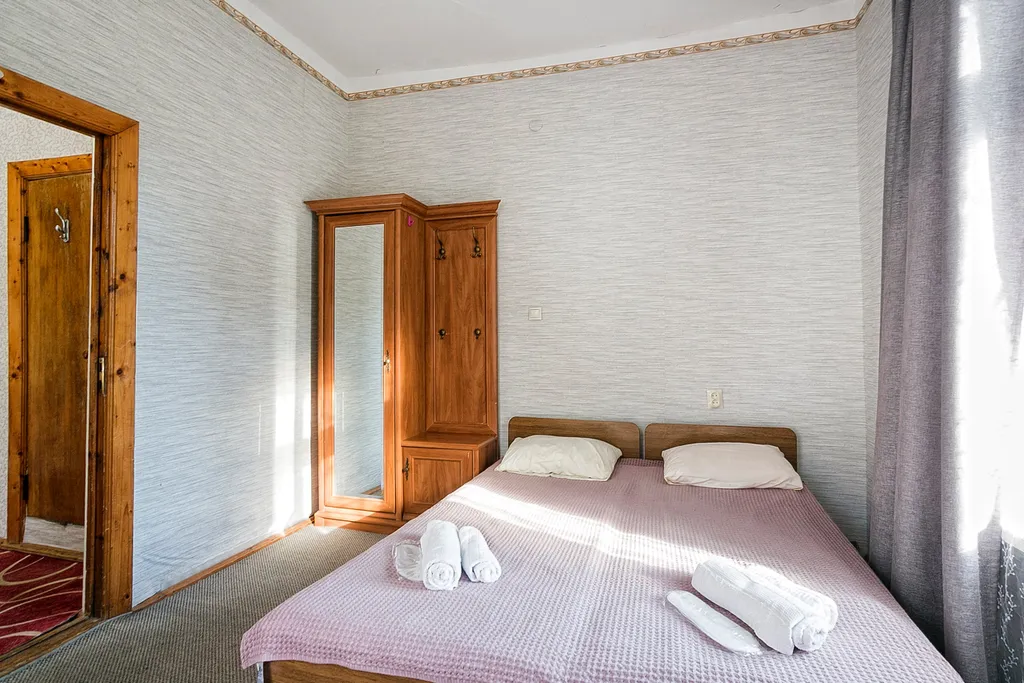 Двухкомнатный трёхместный номер стандарт