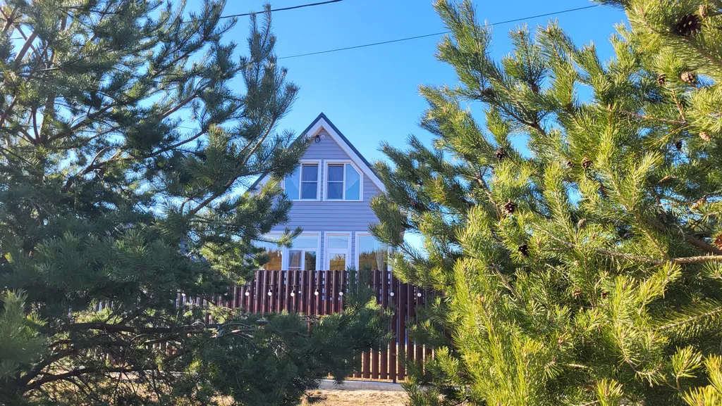 Коттедж Дом с панорамной терассой и камином рядом с Петровским каналом — Волхов