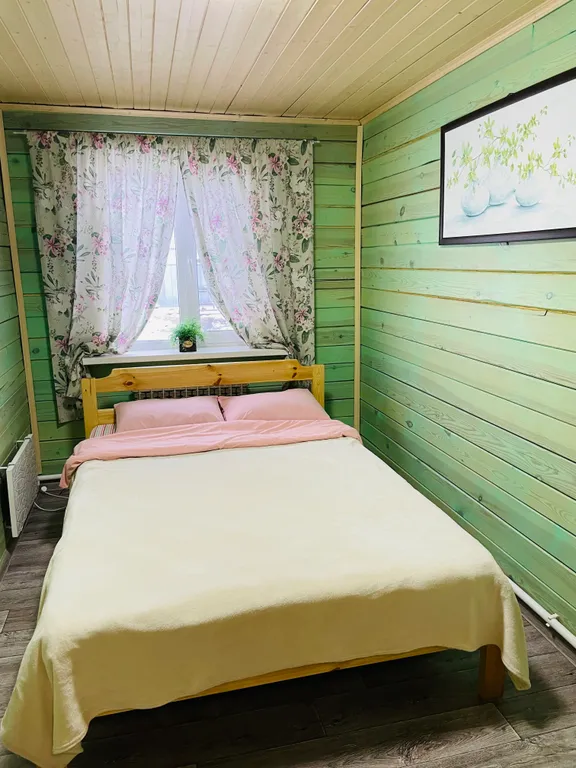 Домик у озера Плещеево