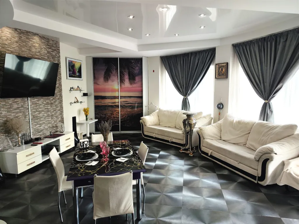 Премиум студия с террасой на 1 линии