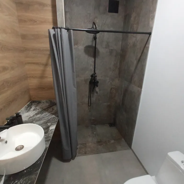 Квартира и точка