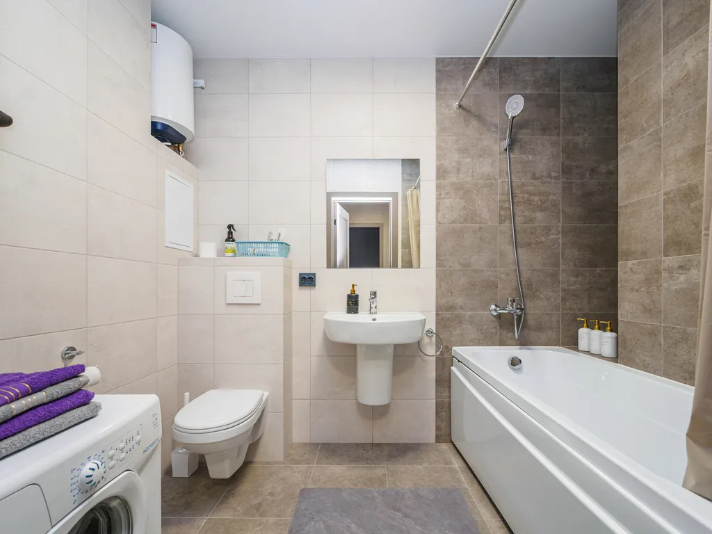 Квартира Уютные апартаменты в центре левого берега Иртыша — Омск