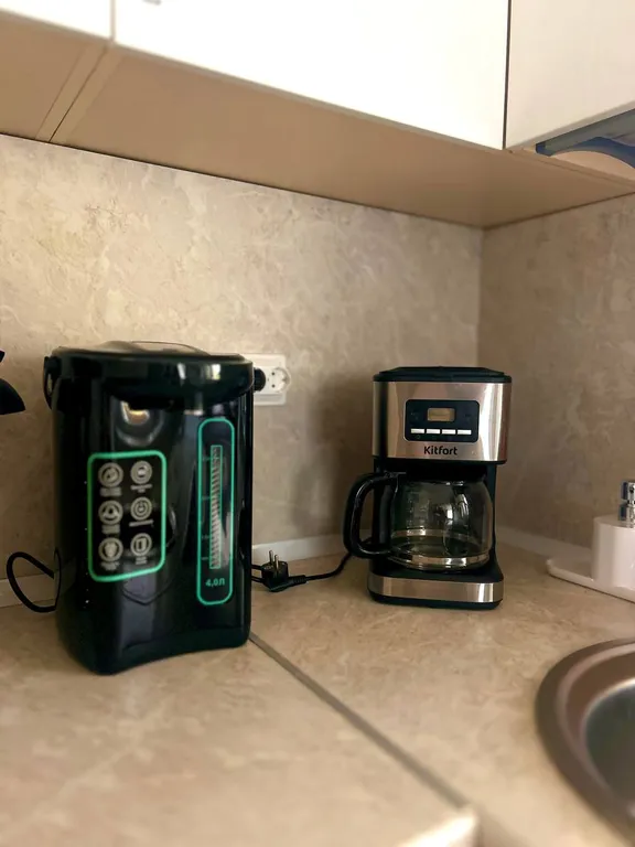 Уютный уголок у леса