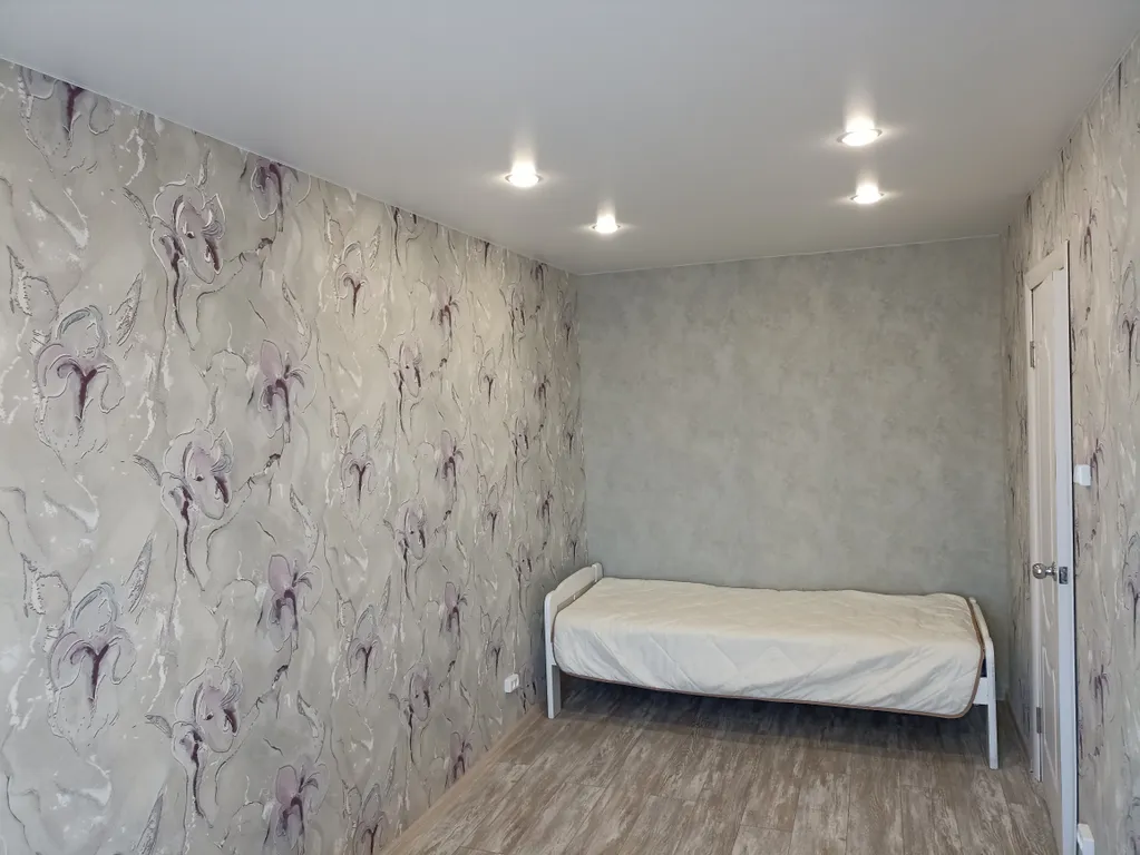 Двухкомнатная квартира в центре с видом на Никольский храм