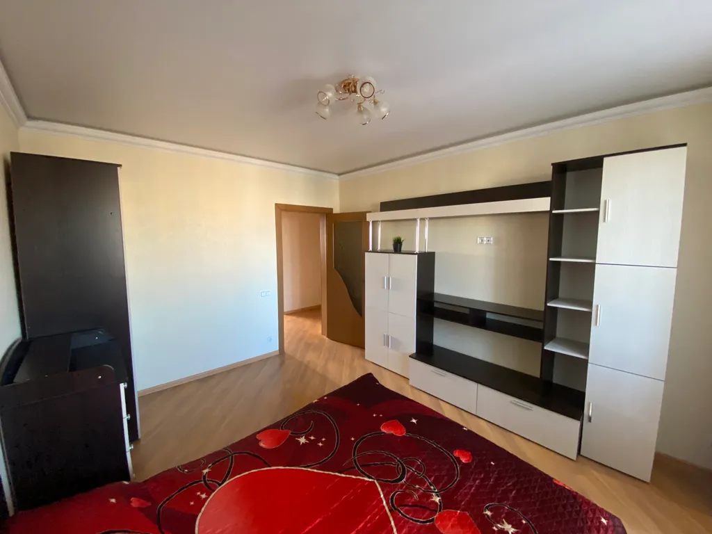 Трёхкомнатная 100 метровая квартира с YouTube в 5 минутах от метро