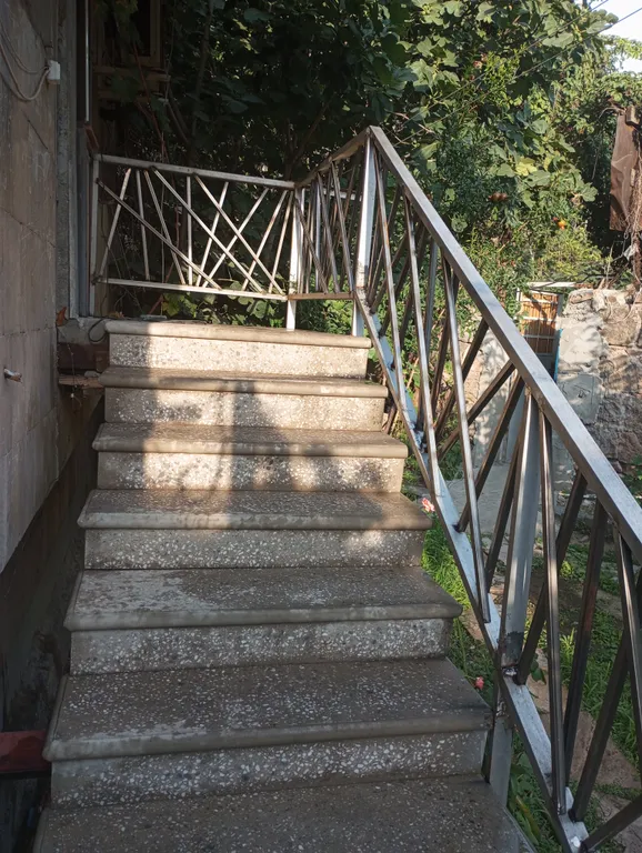 В центре Еревана с собственном двориком