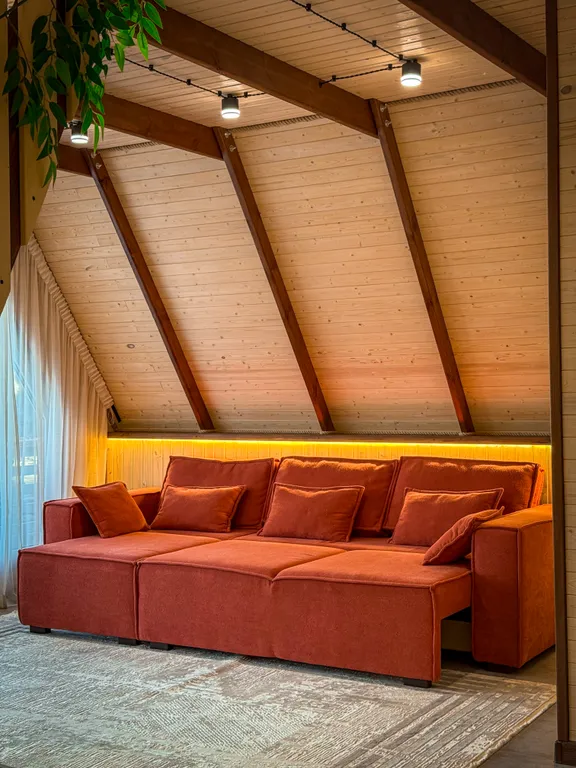 Уютные домики a-frame в горах