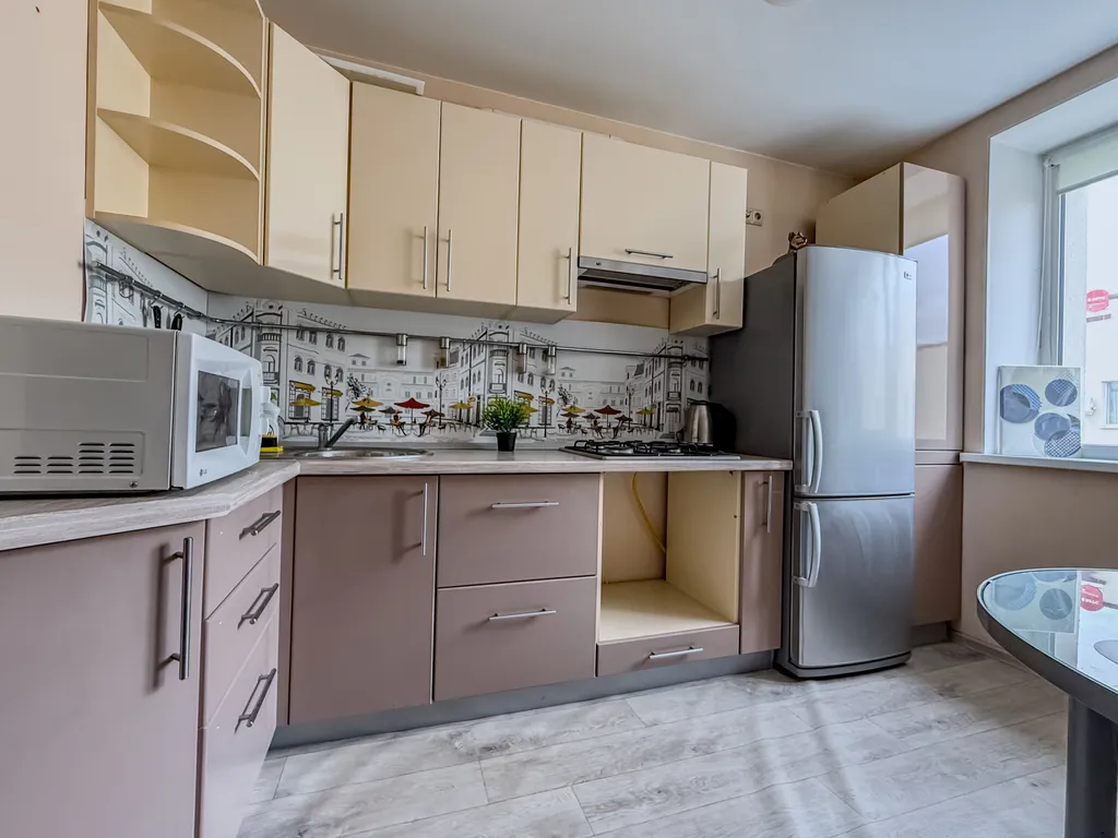 Апартаменты рядом с ТЦ Автобус