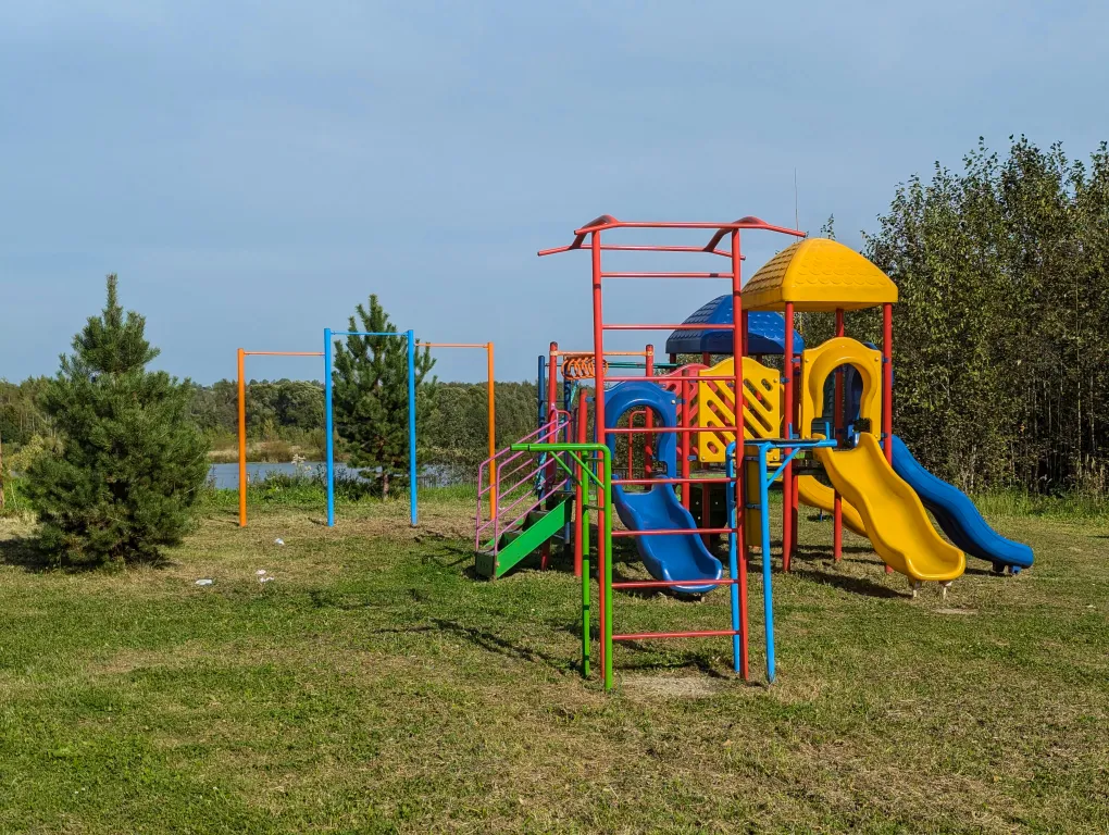 Дом рядом со склонами