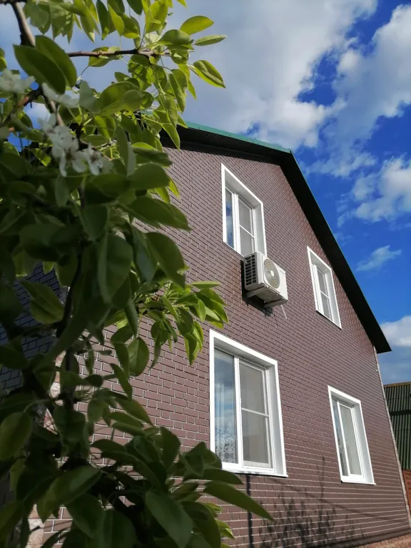 Уютный загородный коттедж с баней