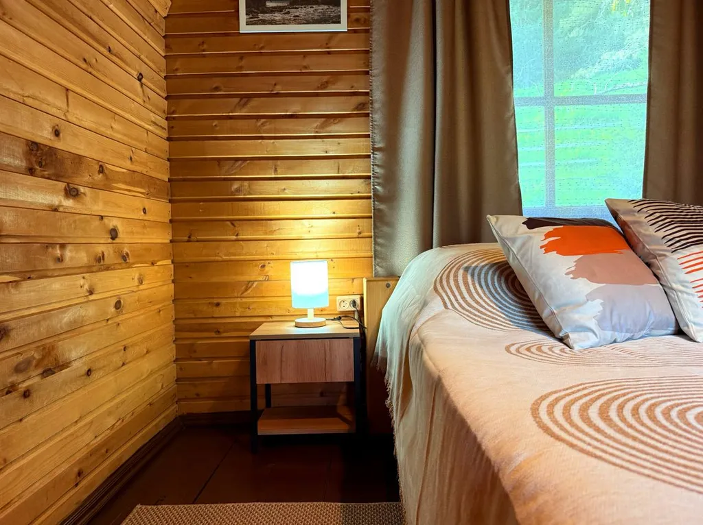 Дом с видом на озеро