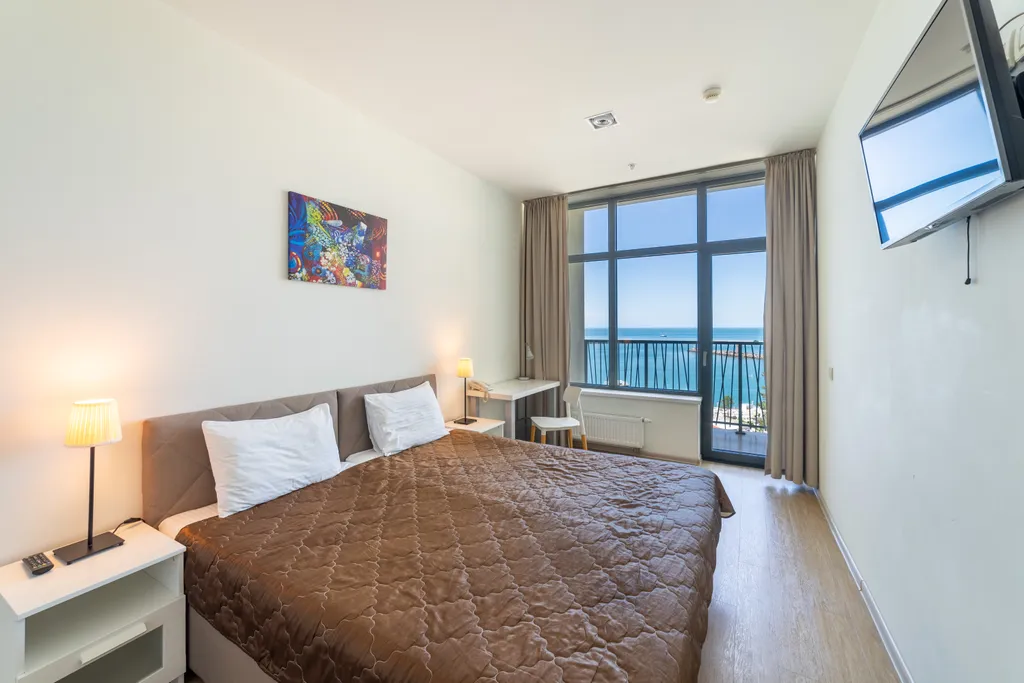 Двухкомнатные апартаменты с видом на море