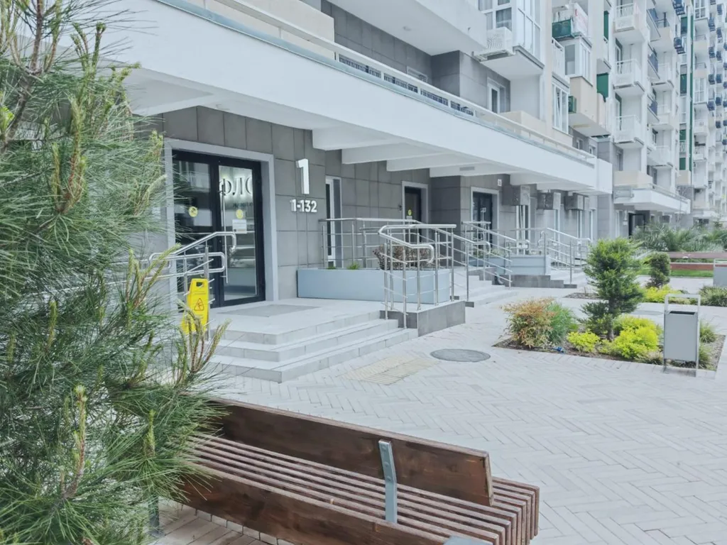 Квартира-студия в новом жк рядом с широким пляжем, удобная локация, всё рядом