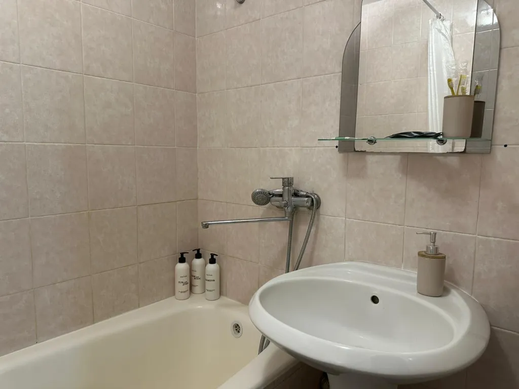 Трёхкомнатная квартира на ДОСААФе