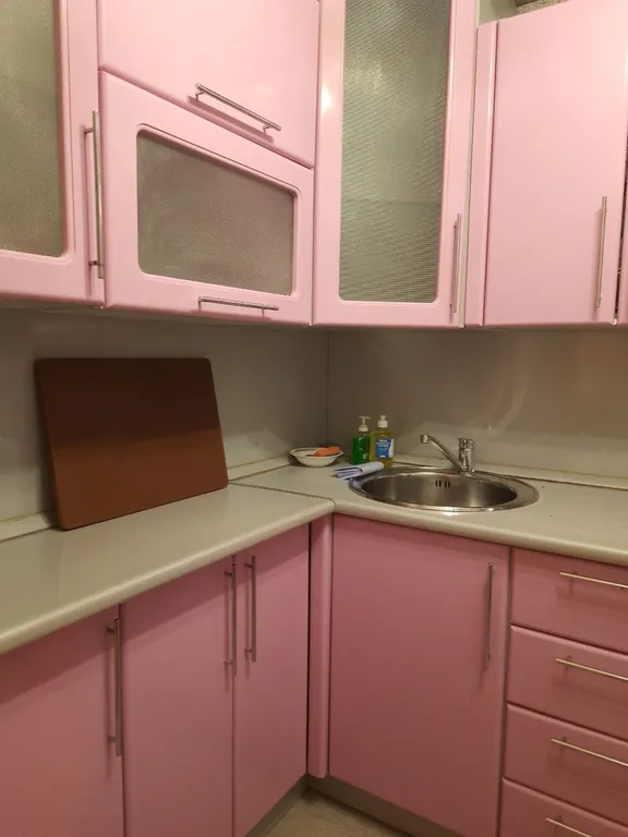 Однушка возле ледового