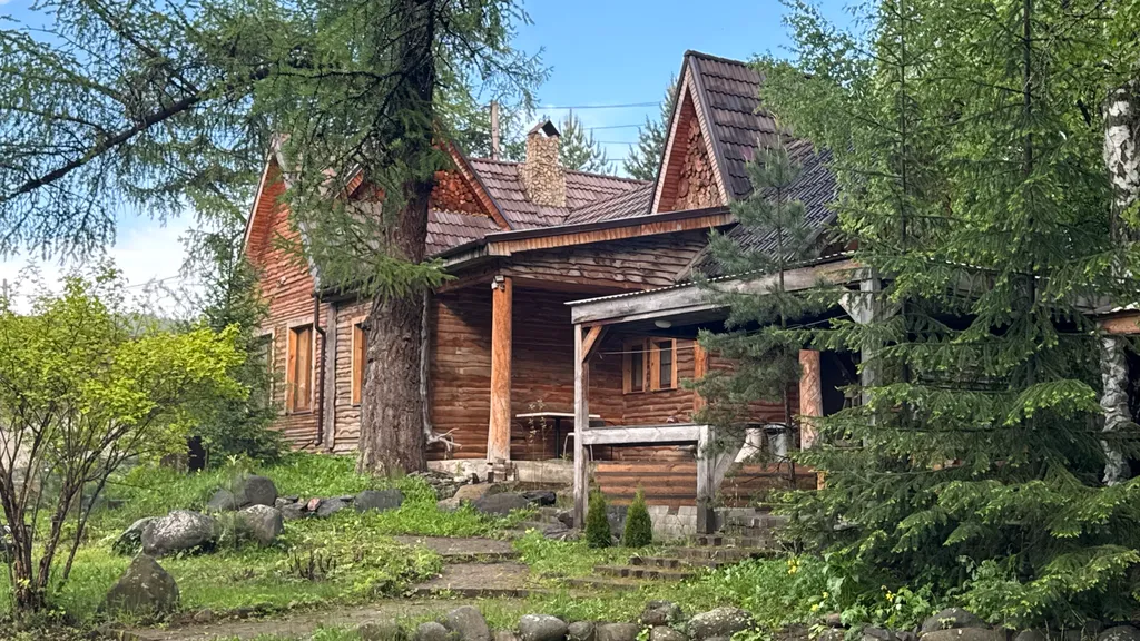 Дом с прудом у леса с хвойным оазисом в 3 км от ГЛЦ Абзаково до 8 гос.