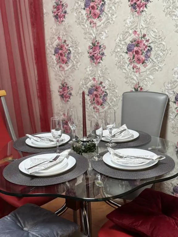 Уютная, чистая, красивая квартира для большой семьи — аренда посуточно в Белгород