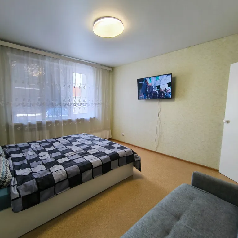 Чистaя и уютная oднокомнатная квaртиpа