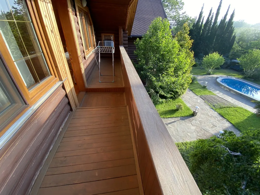 Сруб c бассейном и сауной