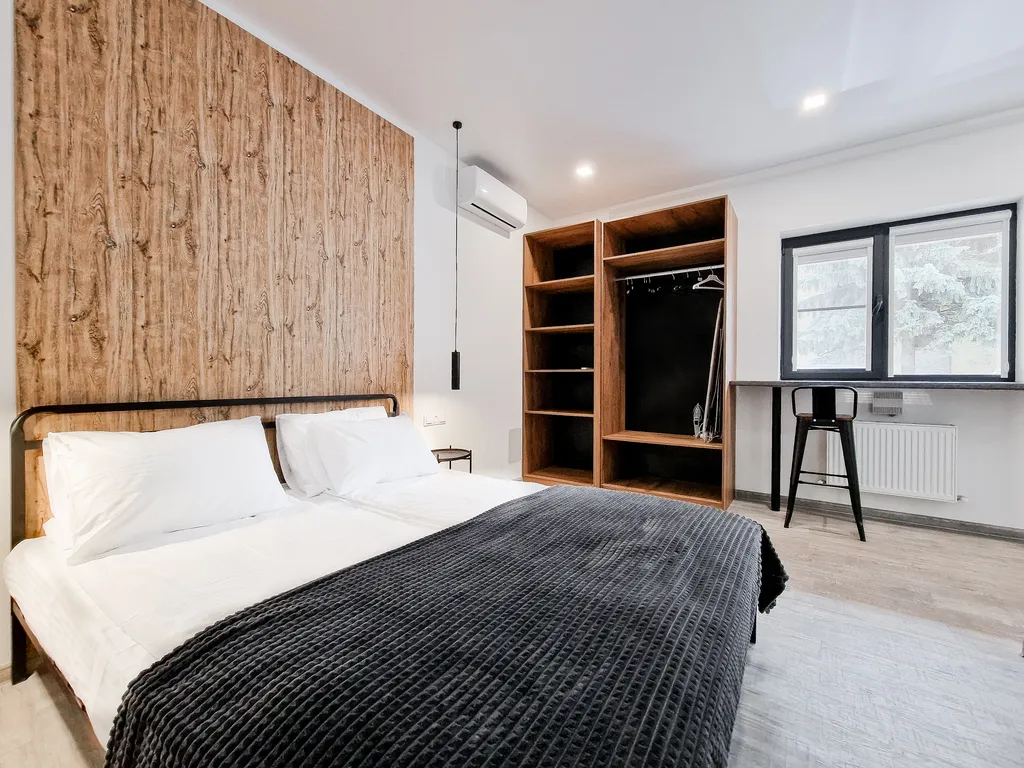 Серый номер