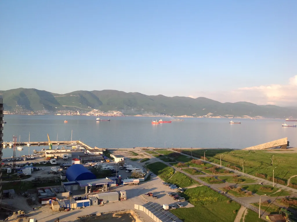 Дизайнерская квартира с видом на море и горы