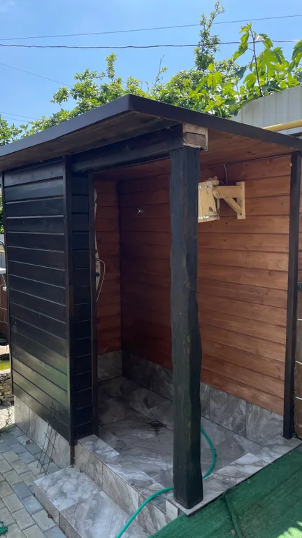 Коттедж Дом в лесу с баней и бассейном — Веселое