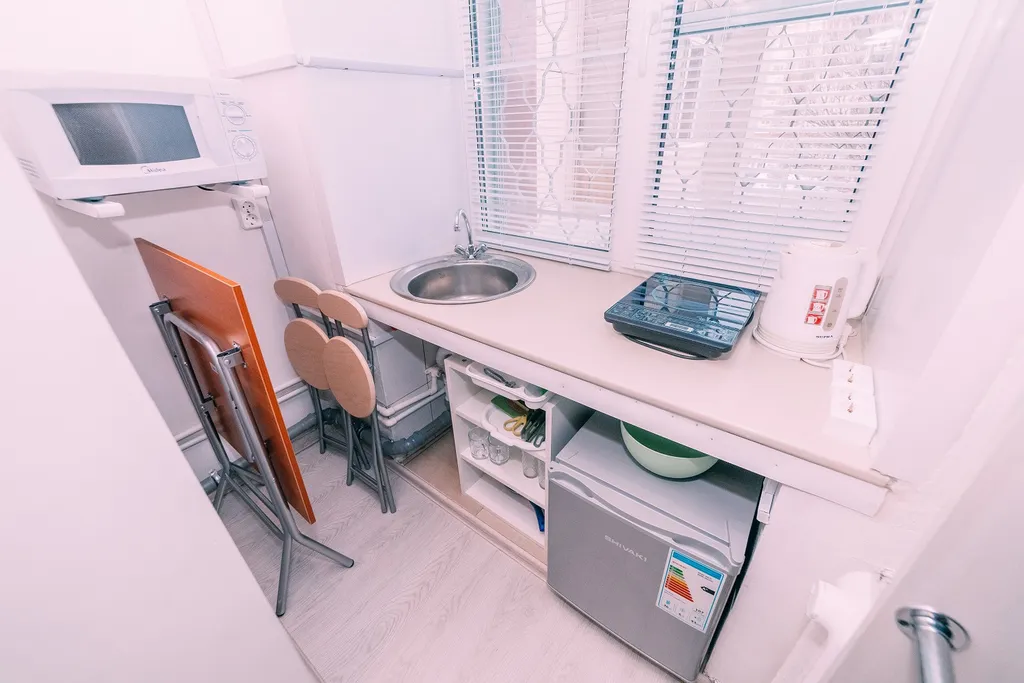 Комната со своим санузлом и мини-кухней в историческом центре