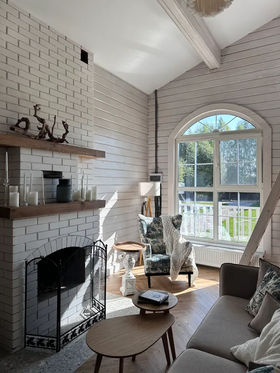 Дом с камином 15 минут от города