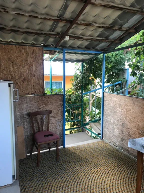 Комната с видом на море