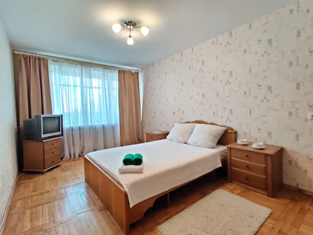 3-комнатная на площади Ленина, 6 раздельных мест