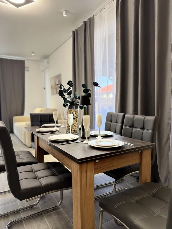 Дом с бассейном в Винной деревне Тамань