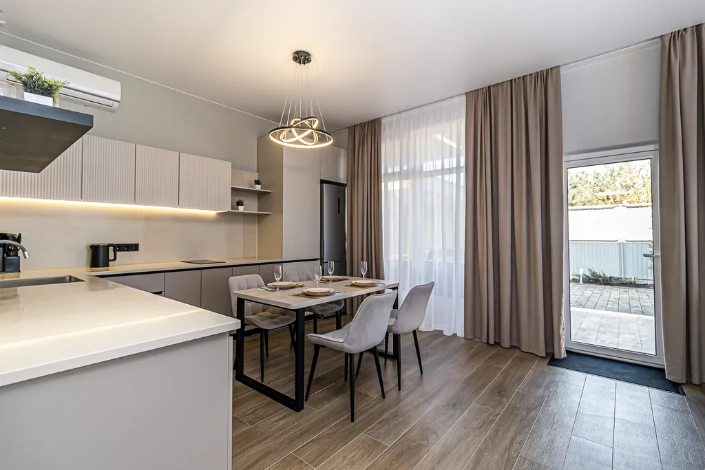 Клёвый дом с бассейном и баней