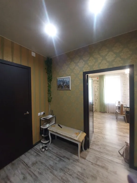 Отличная двушка напротив Н2О