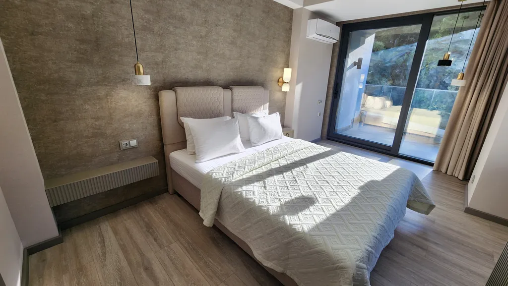 Трехкомнатная квартира в Приморском парке