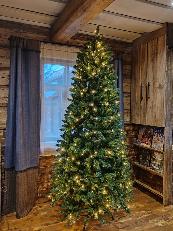 "Кот и Печка", синий дом, красота, тишина и ты