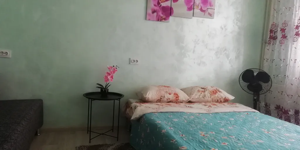 Современная квартира-студия в Академ Риверсайд