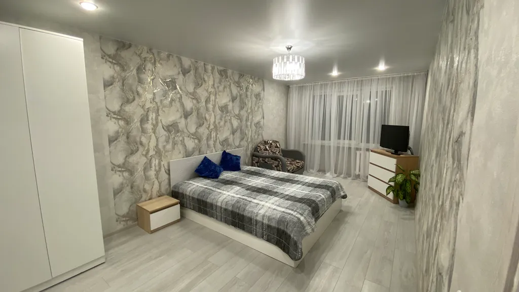 Двухкомнатная квартира рядом с ТРЦ Ярмарка