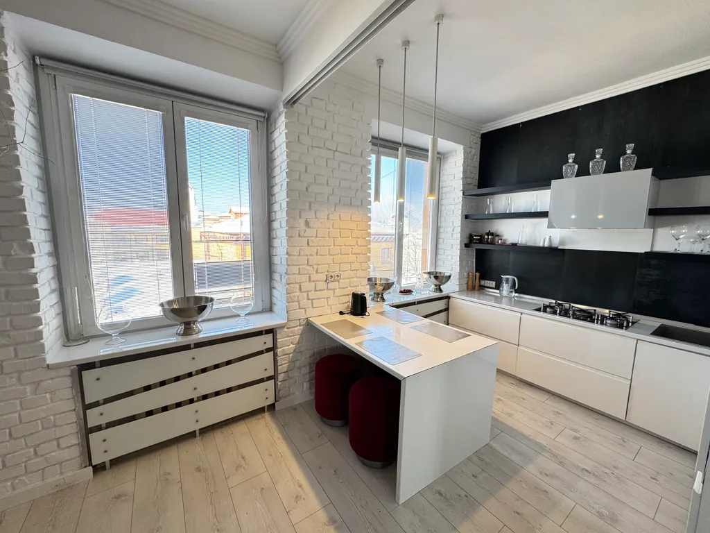 Квартира Квартира Exclusive apartment with jacuzzi in the center — Минск