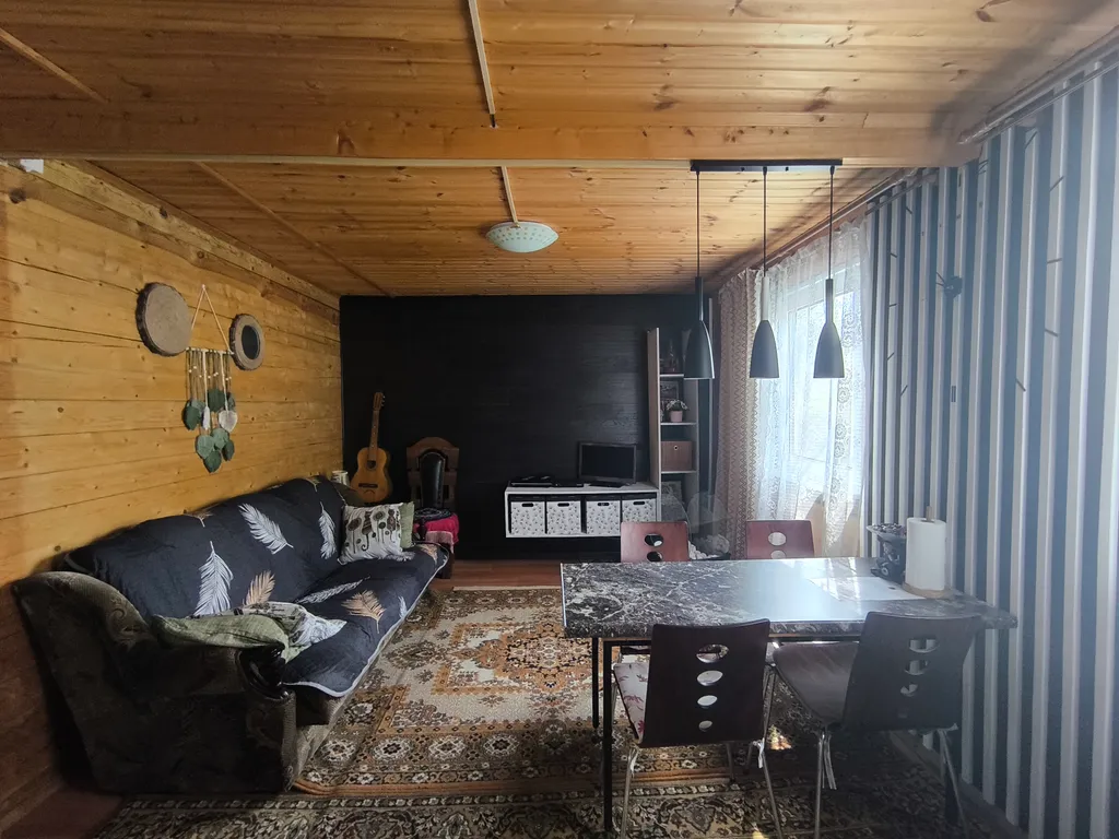 Уютный дом с выходом к пруду