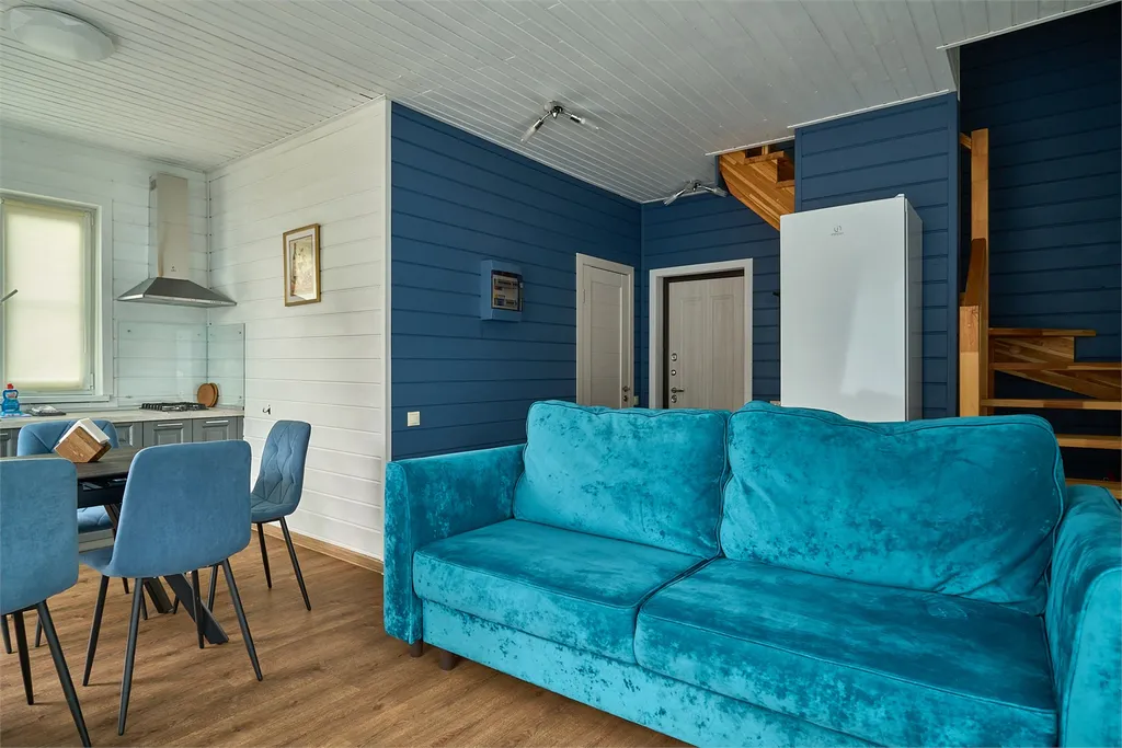 Коттедж с террасой и уличным джакузи