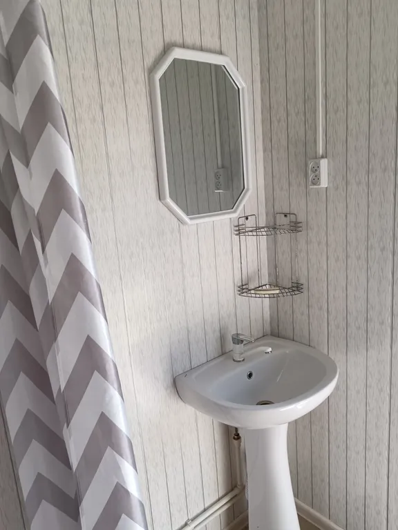 Комната до 5 человек в 800м от озера Яровое с кондиционером