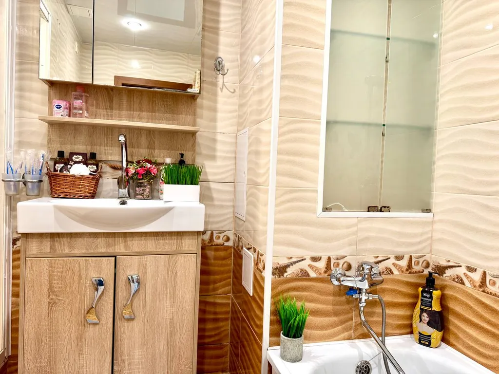 4-комнатная Квартира