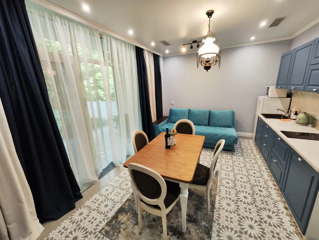 Коттедж Таунхаус в коттеджном поселке Резиденция солнца — Пляхо