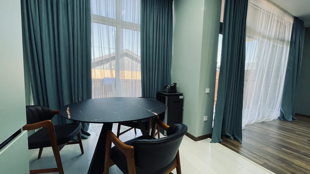 Котеджи у моря