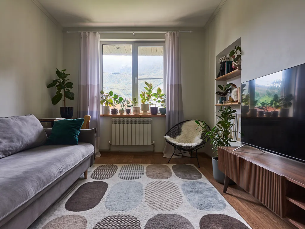 Уютный большой дом в центре поселка