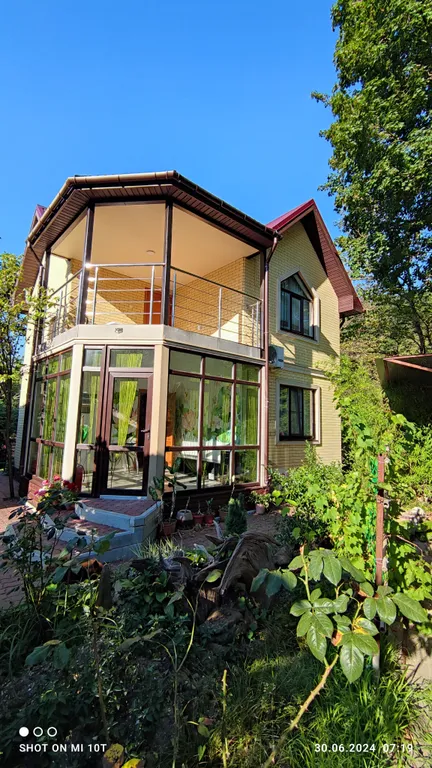 Коттедж Домик у реки — Сочи