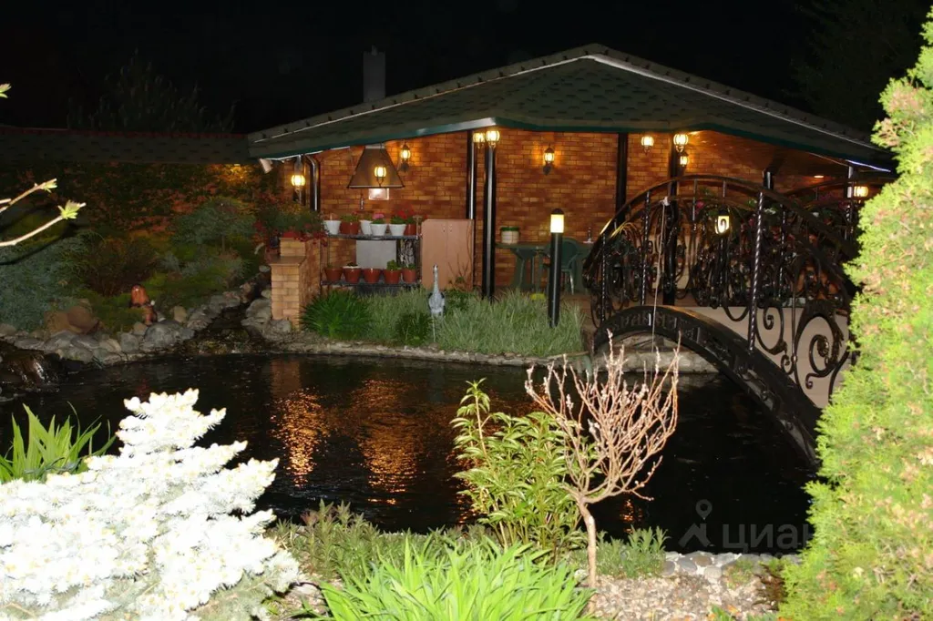 Дом в ботаническом саду