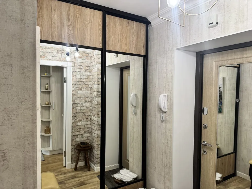 Уютная квартира с дизайнерским ремонтом в центре