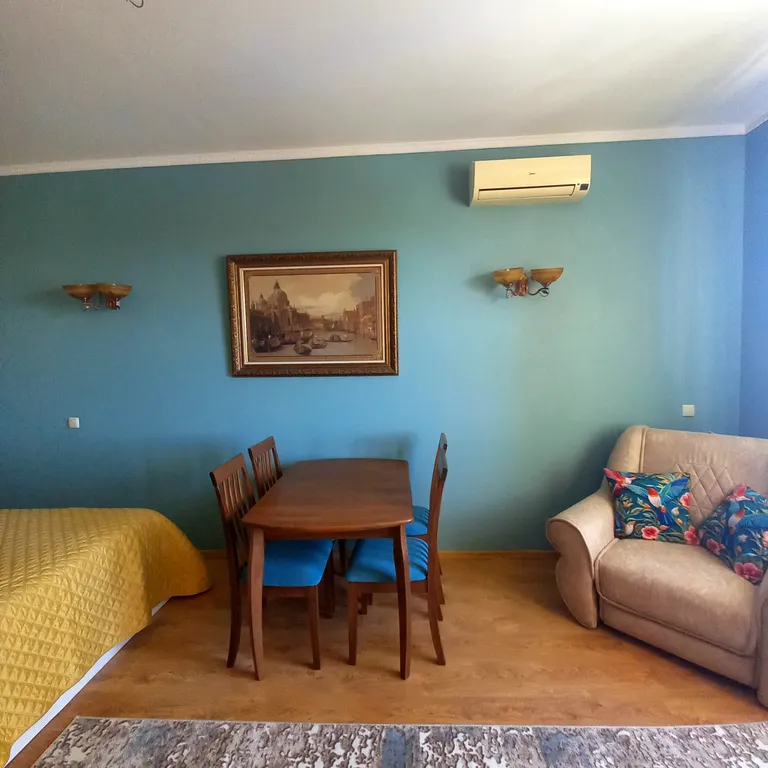 Квартира Однокомнатная квартира в курортной зоне с видом на море — Евпатория