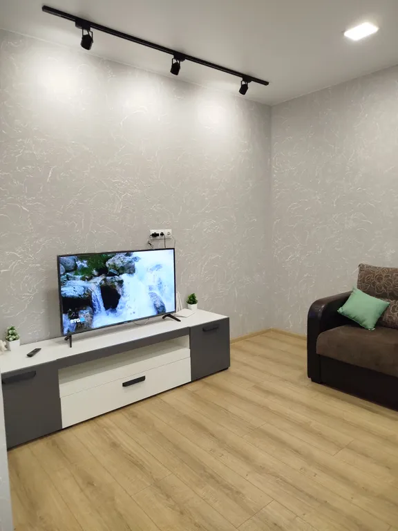 Уютная 2-комнатная квартира с новым ремонтом центр города